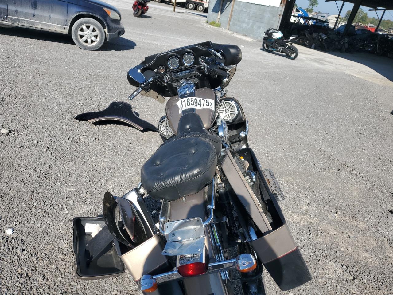 2004 Harley-Davidson Flhtcui VIN: 1HD1FCW144Y631165 Lot: 81859475