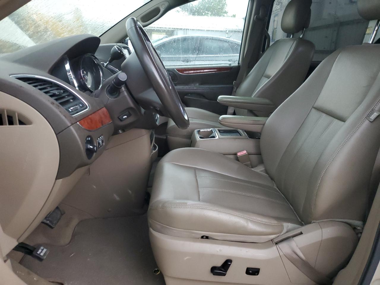 2014 Chrysler Town & Country Touring L VIN: 2C4RC1CG3ER108672 Lot: 83834565