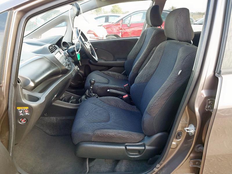 2014 HONDA JAZZ ES PLUS