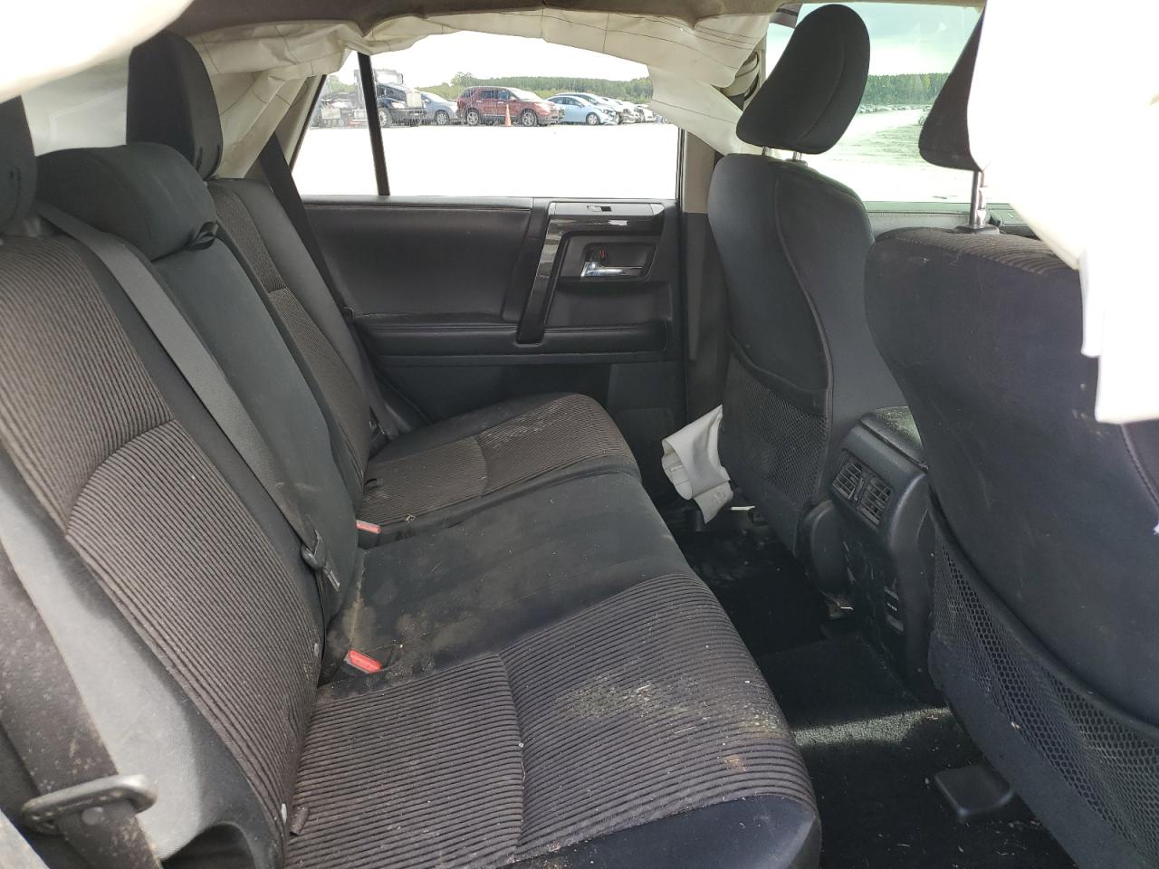 2015 Toyota 4Runner Sr5/Sr5 Premium VIN: JTEBU5JR2F5264285 Lot: 84395825