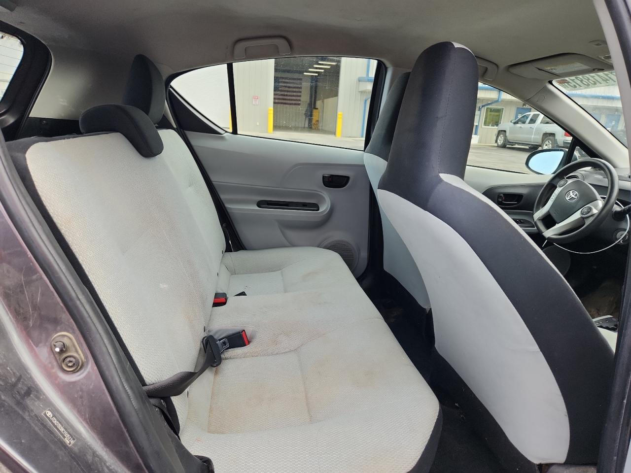 2012 Toyota Prius C VIN: JTDKDTB38C1505174 Lot: 71418815