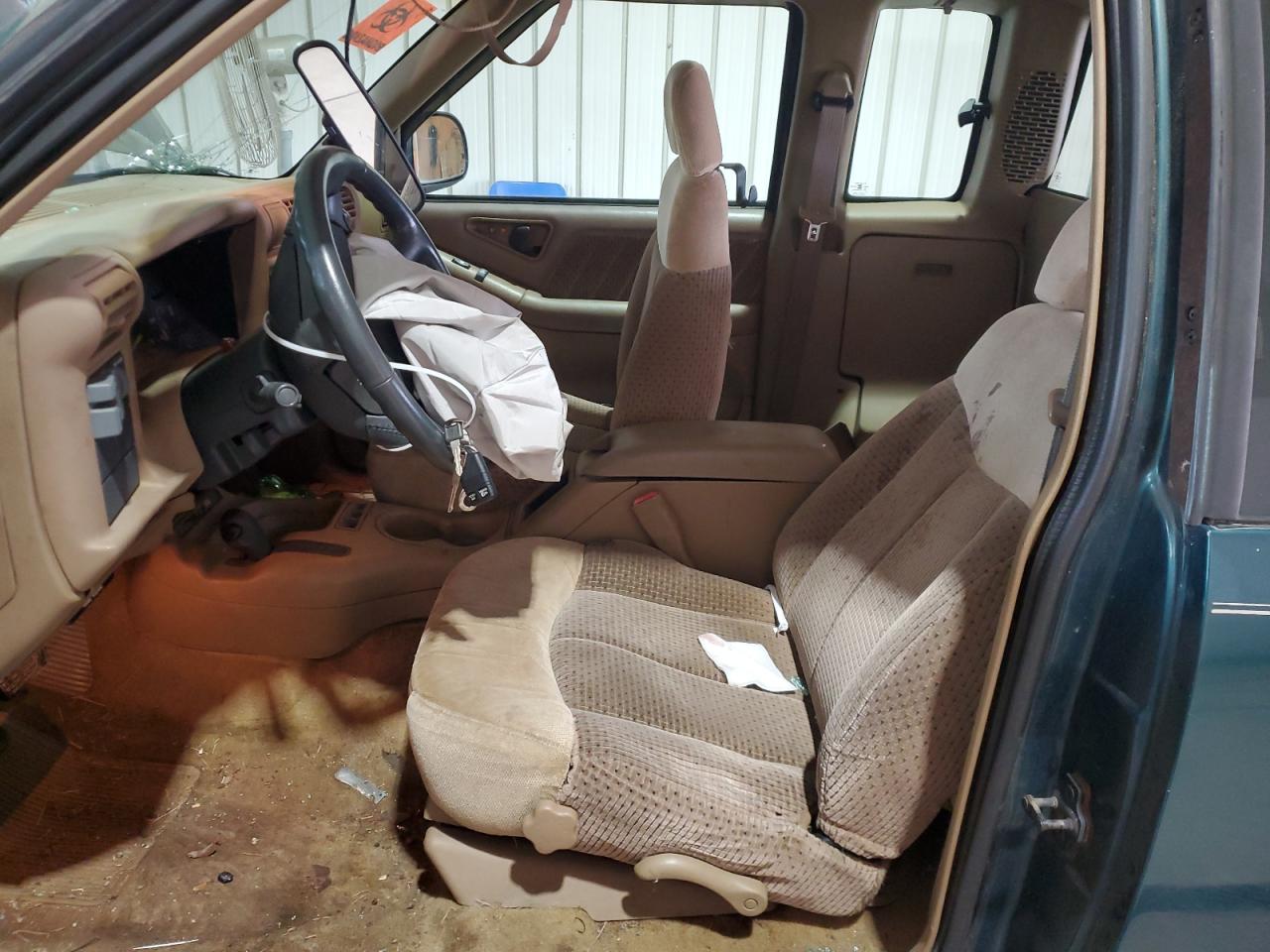 1996 GMC Sonoma VIN: 1GTCT19W6TK506765 Lot: 84404955