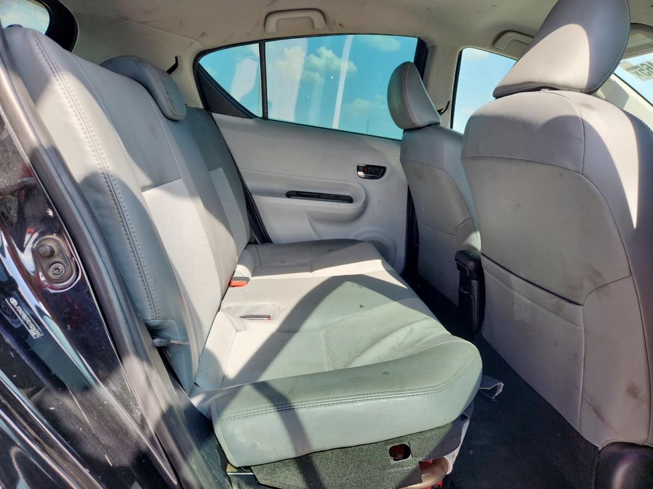 2012 Toyota Prius C VIN: JTDKDTB37C1524721 Lot: 81414465