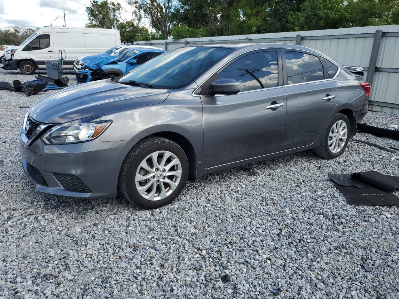 NISSAN SENTRA 2019. Lot# 84298885. VIN 3N1AB7AP0KY452951. Photo 1