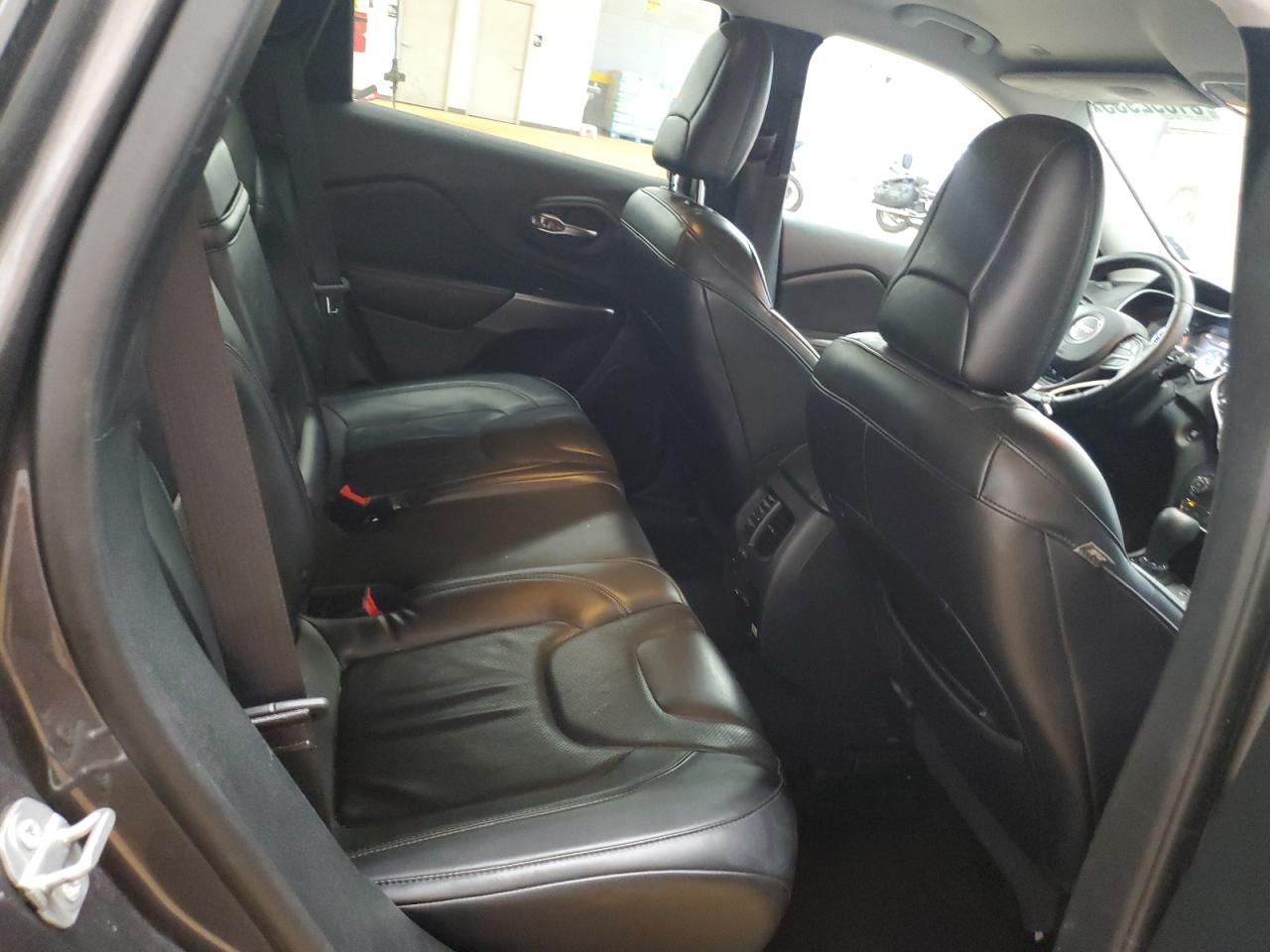 2019 Jeep Cherokee Limited VIN: 1C4PJMDX8KD172847 Lot: 81392955