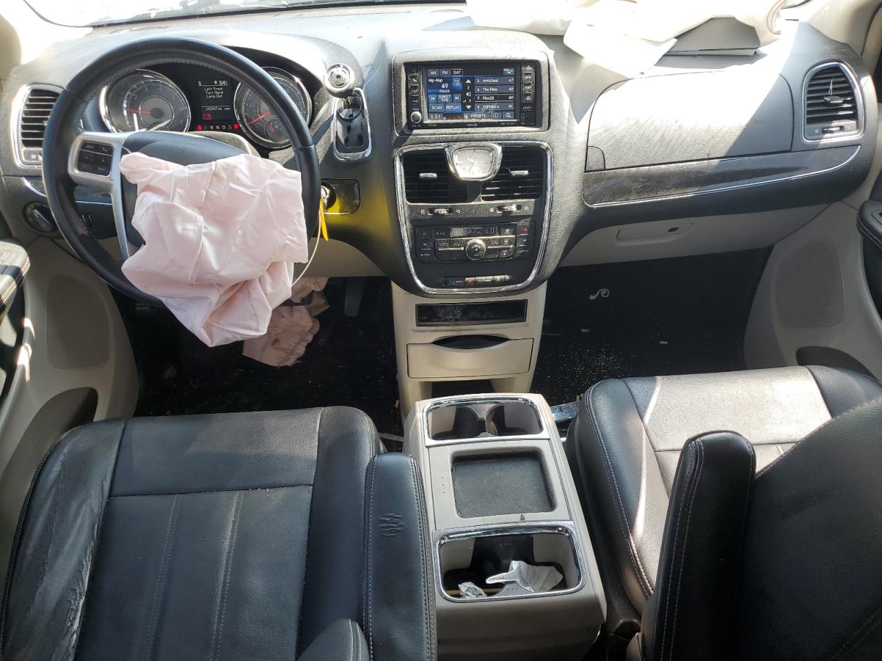 2016 Chrysler Town & Country Touring VIN: 2C4RC1BG5GR228560 Lot: 72000985