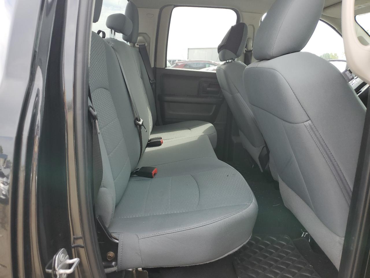 2018 Ram 1500 St VIN: 1C6RR6FG5JS341590 Lot: 80008255