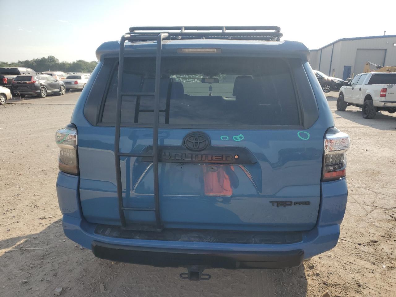 2018 Toyota 4Runner Sr5/Sr5 Premium VIN: JTEBU5JRXJ5603495 Lot: 80668085