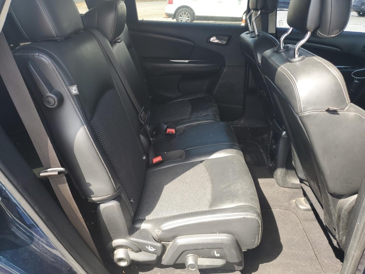 2015 Dodge Journey Crossroad VIN: 3C4PDCGB2FT577443 Lot: 71191405