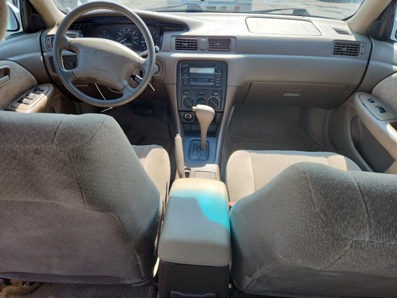 2000 Toyota Camry Ce VIN: JT2BG22K0Y0409327 Lot: 71450885