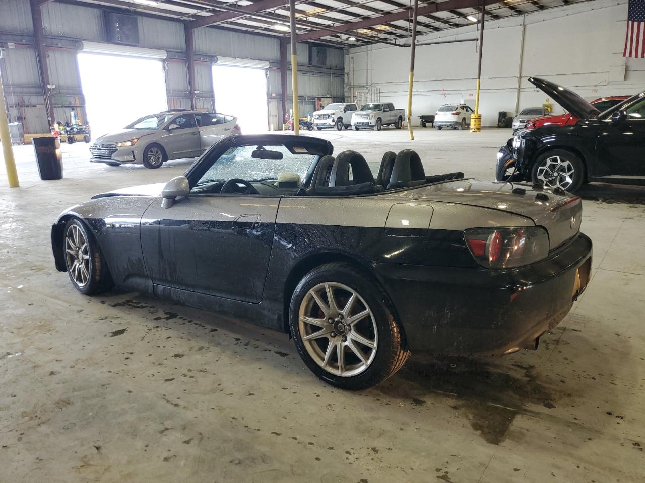 S2000