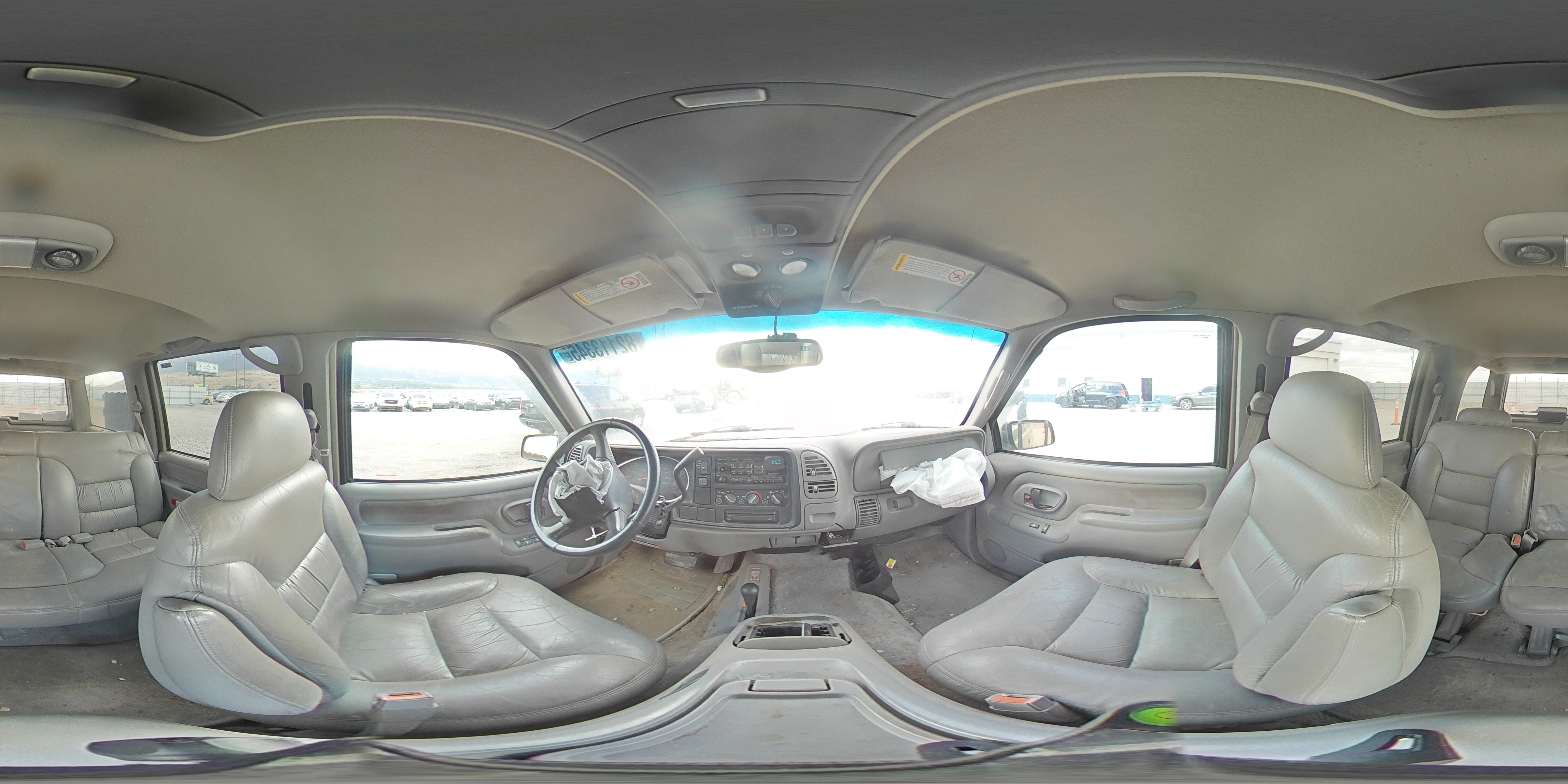 1999 Chevrolet Tahoe K1500 VIN: 1GNEK13R2XJ307813 Lot: 82113345