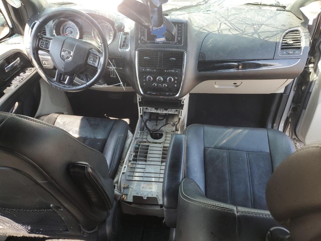 2019 Dodge Grand Caravan Sxt VIN: 2C4RDGCG7KR519133 Lot: 71820715