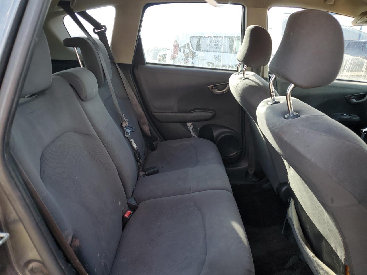 2013 Honda Fit VIN: JHMGE8H33DC014555 Lot: 84395915