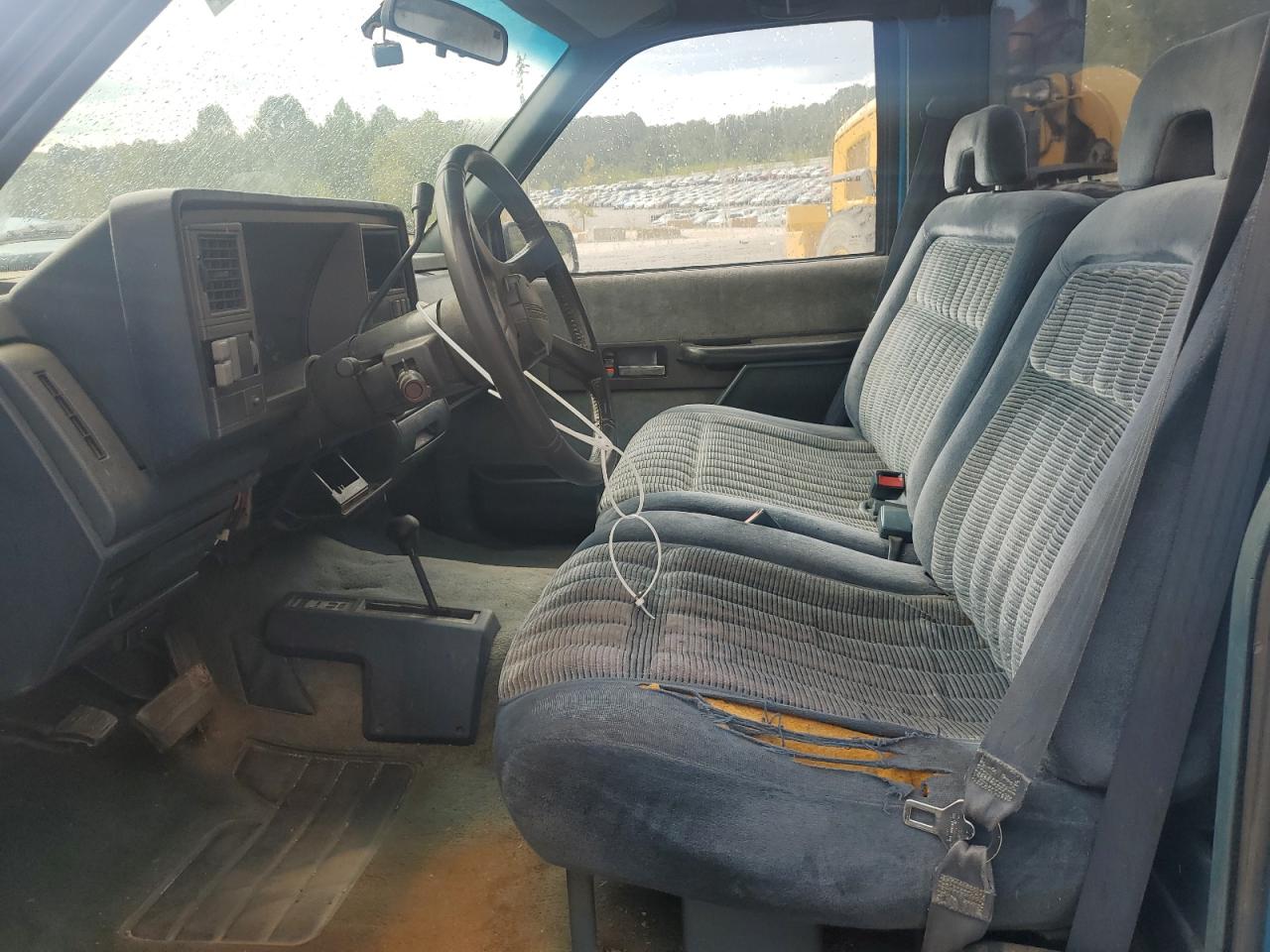 1992 Chevrolet Gmt-400 K1500 VIN: 1GCEK14K7NZ229943 Lot: 81644575