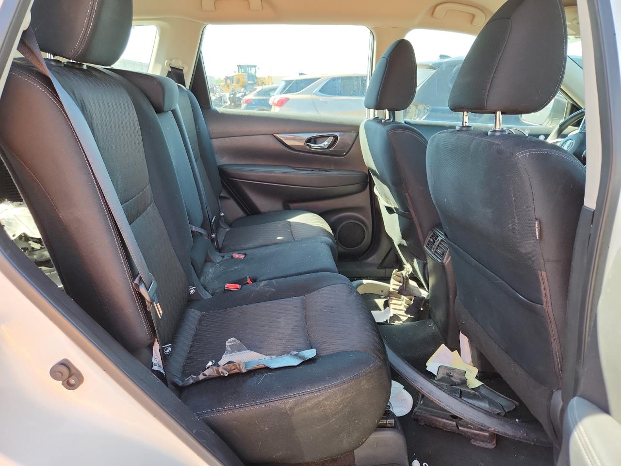 2018 Nissan Rogue S VIN: KNMAT2MV3JP517394 Lot: 71366715