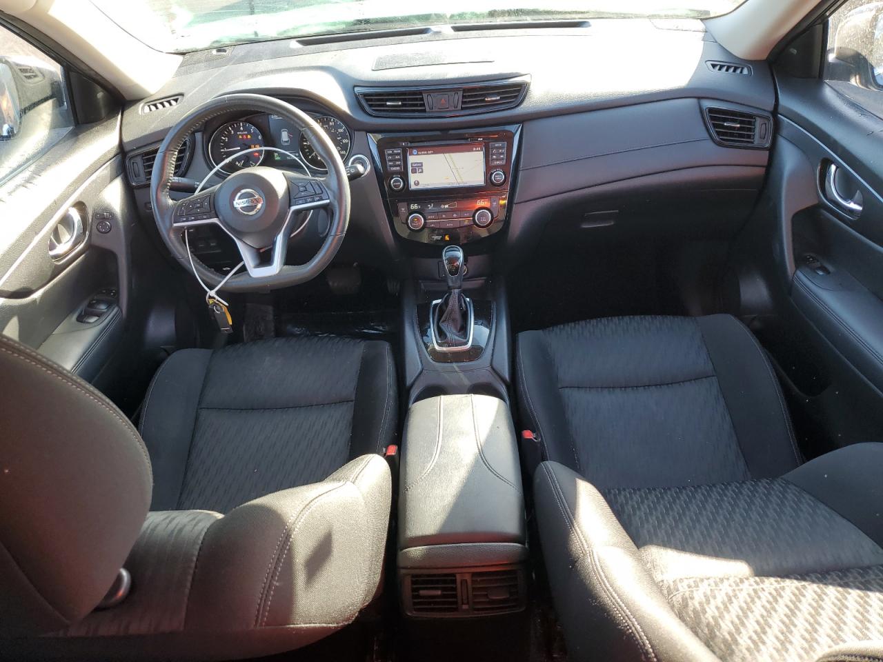 2017 Nissan Rogue S VIN: KNMAT2MV6HP580581 Lot: 80894135