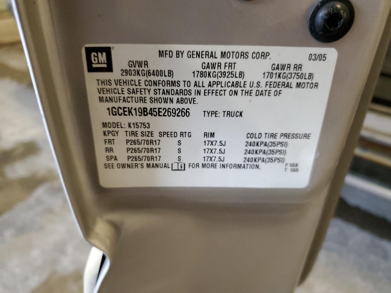 2005 Chevrolet Silverado K1500 VIN: 1GCEK19B45E269266 Lot: 81042395