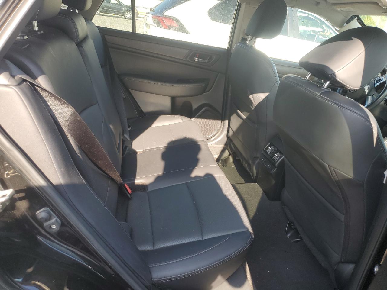 2017 Subaru Outback 2.5I Limited VIN: 4S4BSANC8H3382649 Lot: 71717495