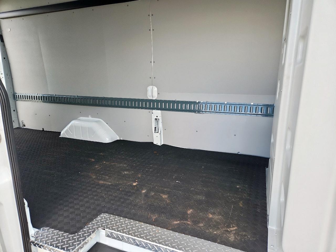 2025 Ford Transit T-350 Hd VIN: 1FTBF7XGXSKA83172 Lot: 71150315