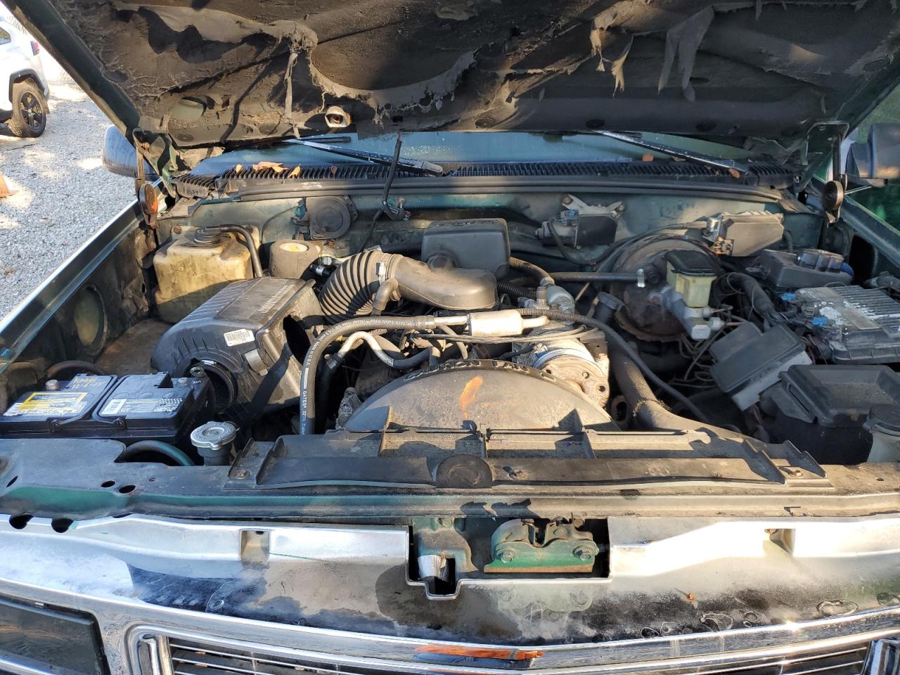 1996 GMC Yukon VIN: 1GKEK13R4TJ748866 Lot: 80756305