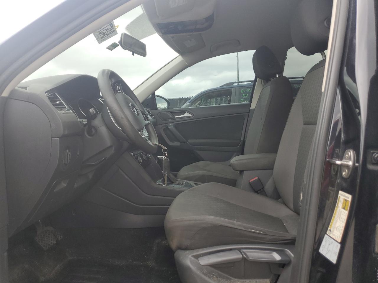 2020 Volkswagen Tiguan S VIN: 3VV1B7AXXLM025428 Lot: 84573315