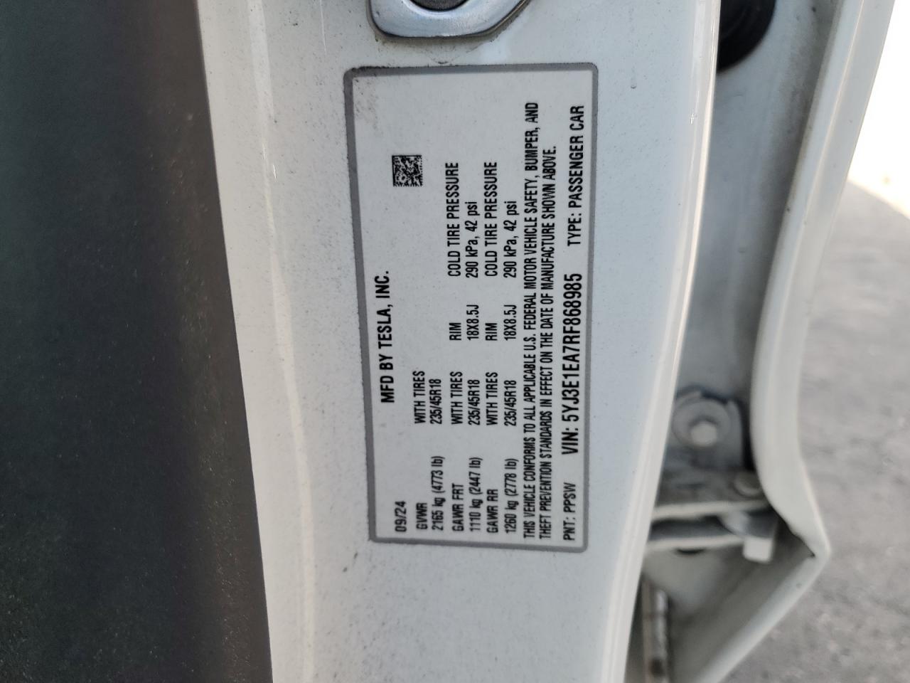 2024 Tesla Model 3 VIN: 5YJ3E1EA7RF868985 Lot: 71551815