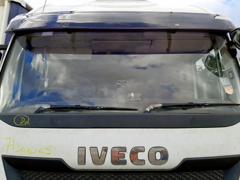 2016 IVECO STRALIS AT260S31Y/PS S-A 