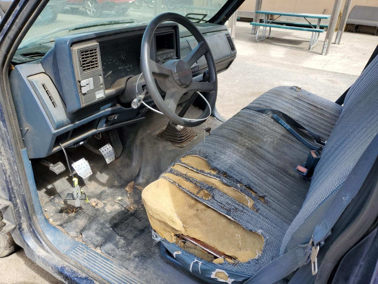 1994 Chevrolet Gmt-400 C1500 VIN: 1GCDC14Z5RZ186988 Lot: 84649305