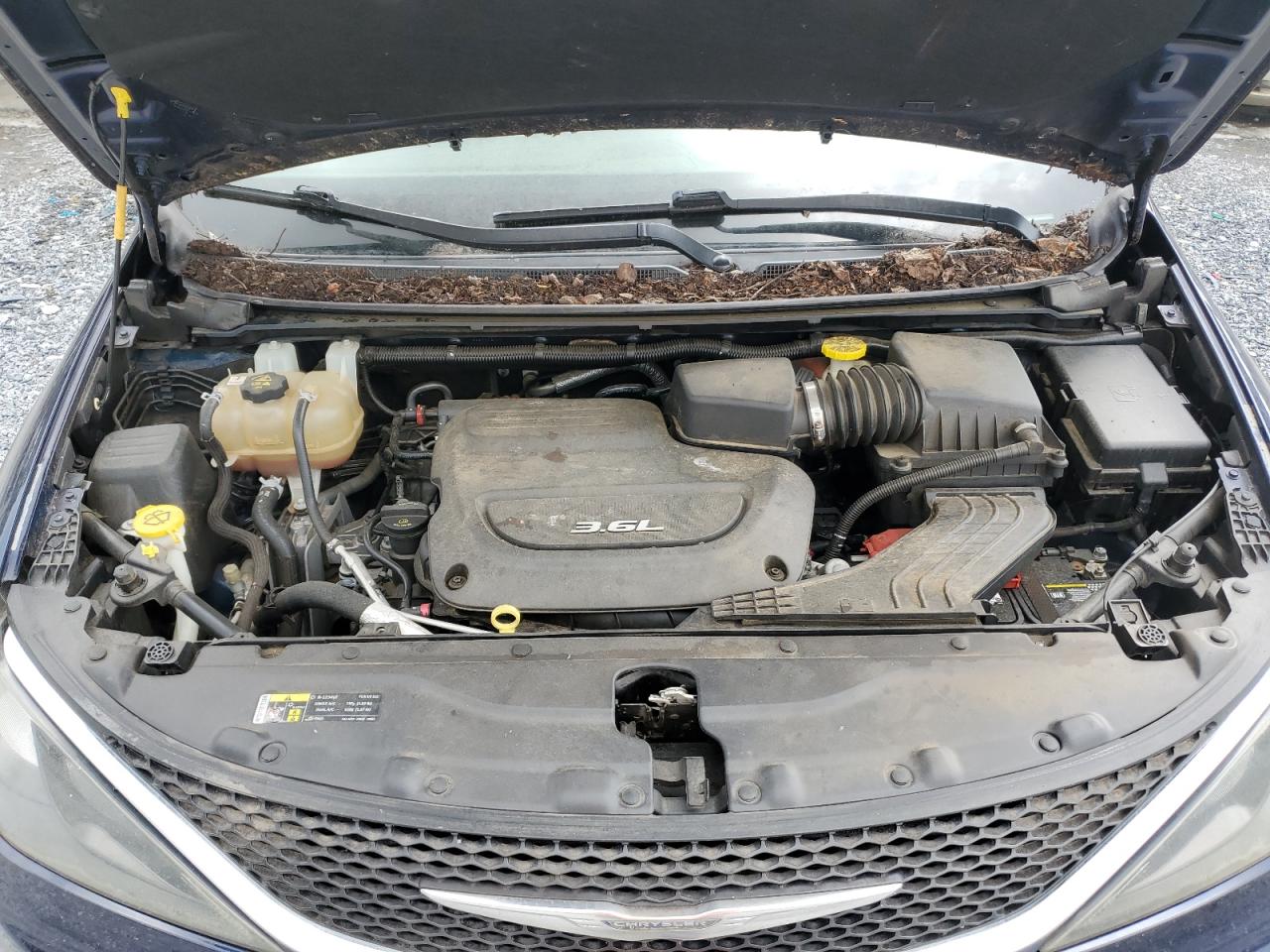 2017 Chrysler Pacifica Lx VIN: 2C4RC1CG1HR610018 Lot: 84757715