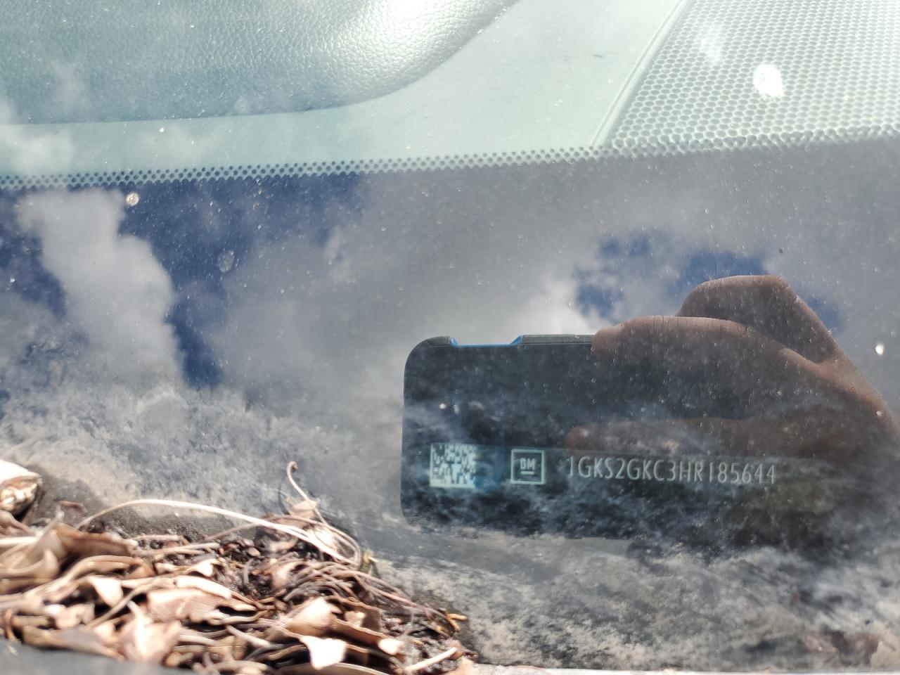 2017 GMC Yukon Xl K1500 Slt VIN: 1GKS2GKC4HR196068 Lot: 82099065