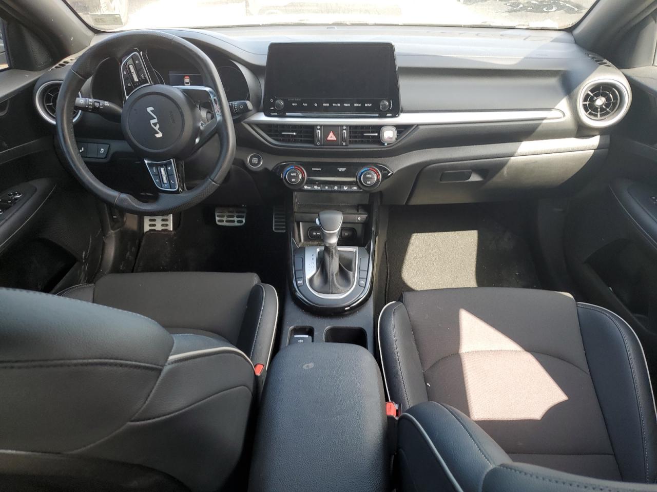 2024 Kia Forte Gt Line VIN: 3KPF54AD8RE728013 Lot: 80190185