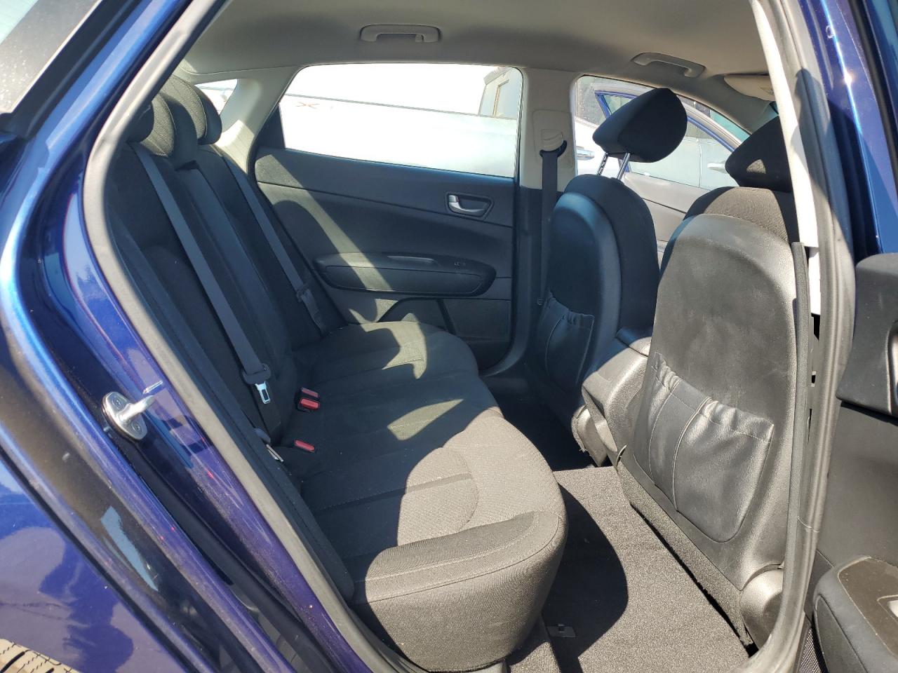 2017 Kia Optima Lx VIN: 5XXGT4L37HG144562 Lot: 81466435