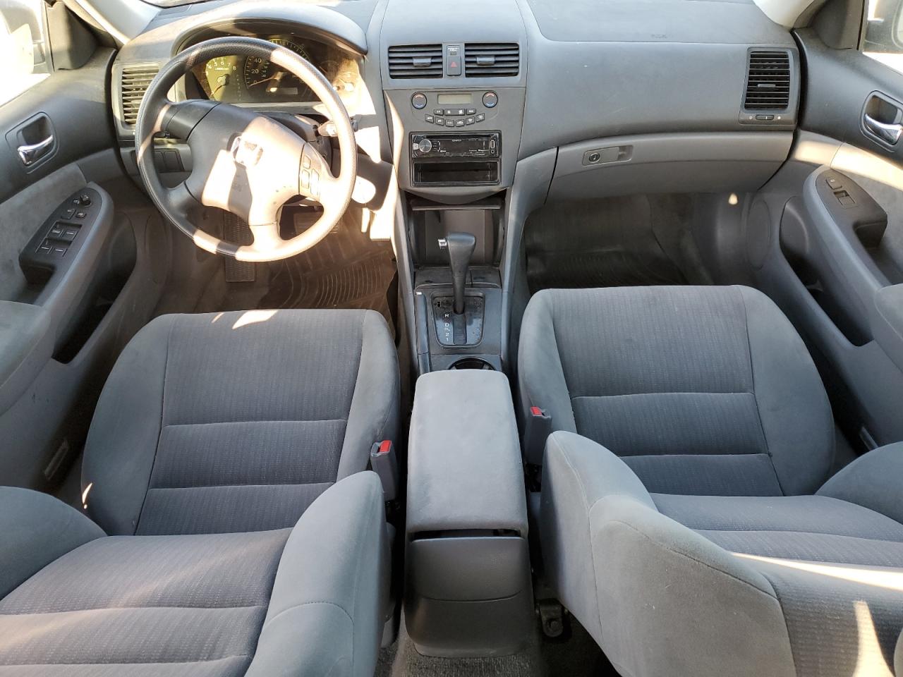 2004 Honda Accord Lx VIN: 1HGCM56304A018693 Lot: 82136205