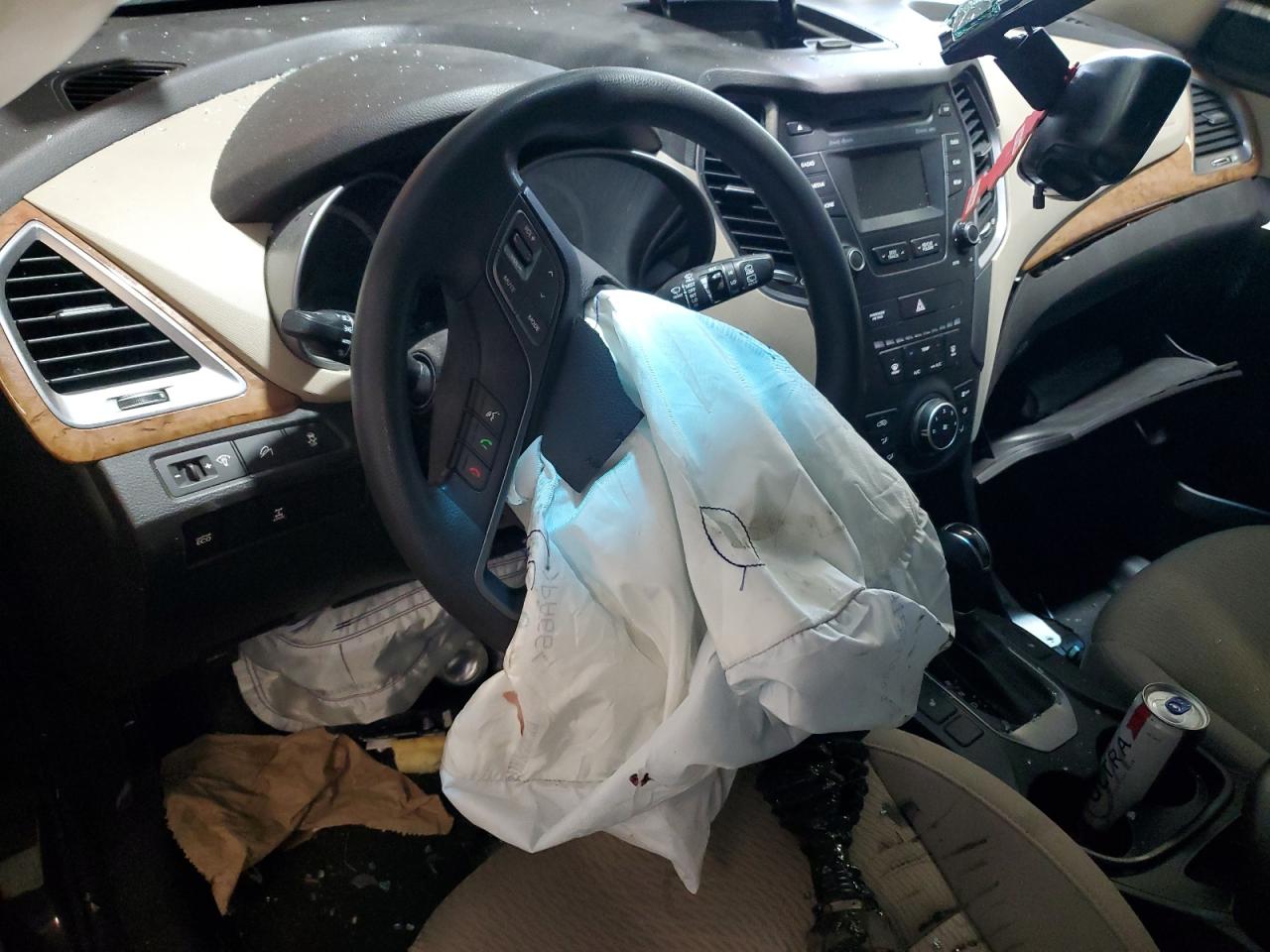 2016 Hyundai Santa Fe Se VIN: KM8SMDHF1GU154163 Lot: 81045025