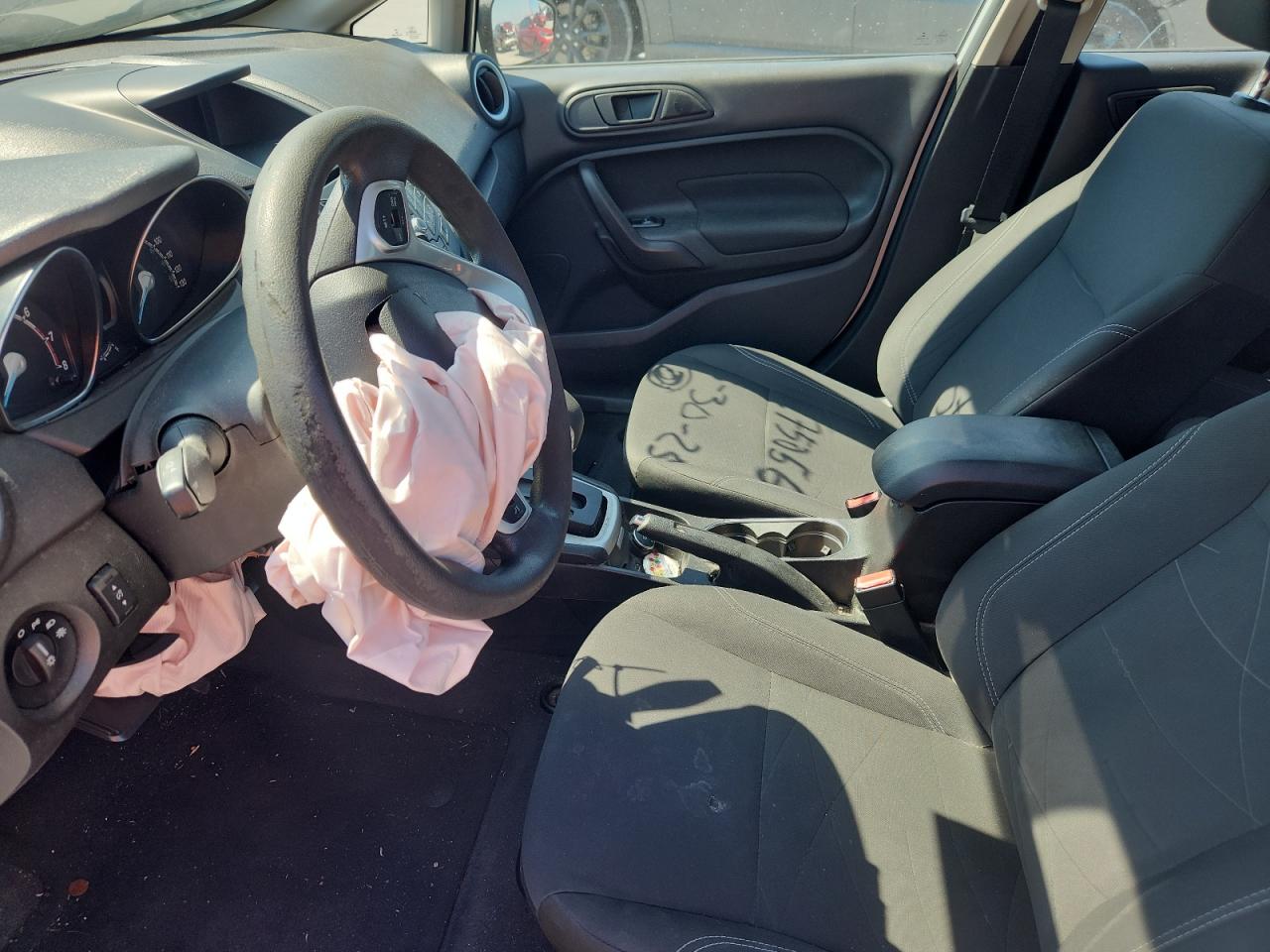 2019 Ford Fiesta Se VIN: 3FADP4EJ0KM103303 Lot: 71302895