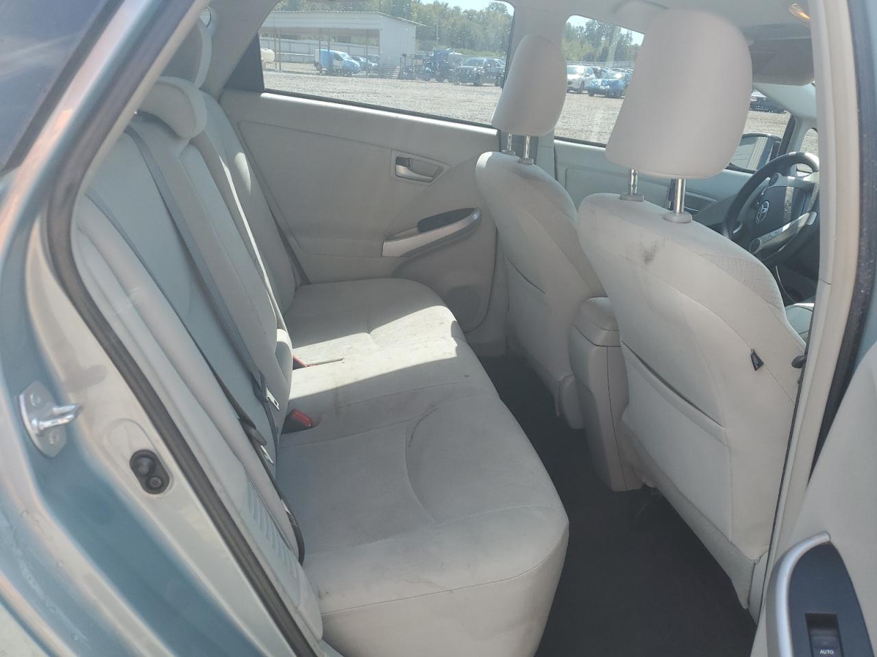 2015 Toyota Prius VIN: JTDKN3DU3F1956925 Lot: 84218565