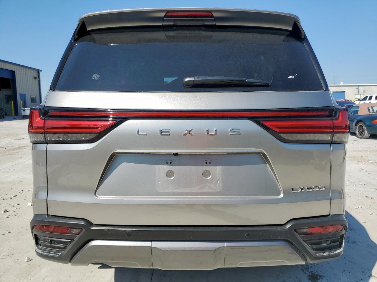 2025 Lexus Lx 600 Premium VIN: JTJGB7CX8S4075645 Lot: 84051195