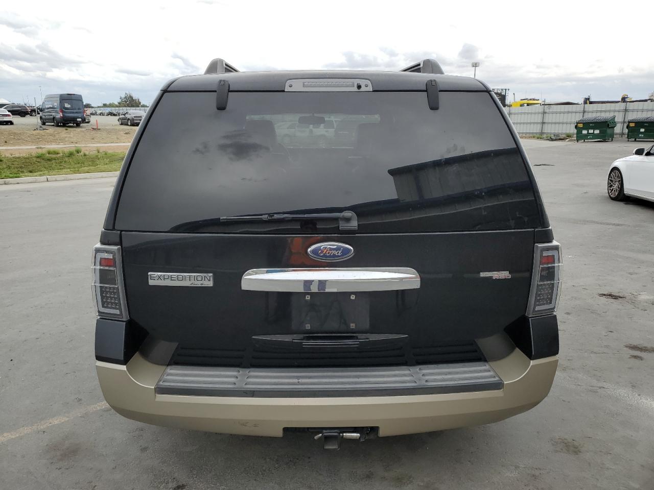 2007 Ford Expedition Eddie Bauer VIN: 1FMFU18567LA65203 Lot: 84060025