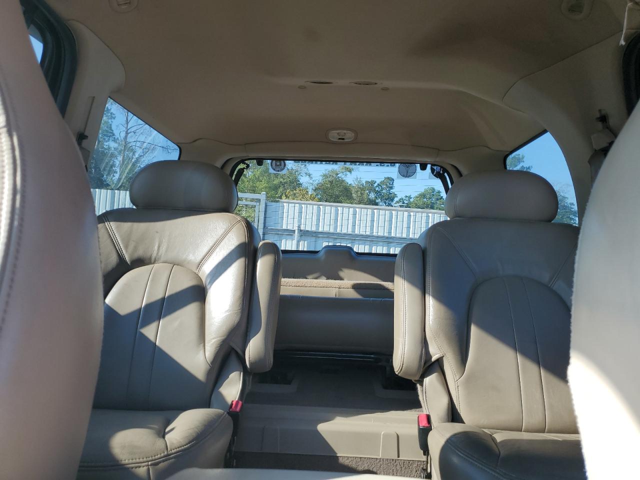 2000 Ford Expedition Eddie Bauer VIN: 1FMRU1760YLB61630 Lot: 81117315