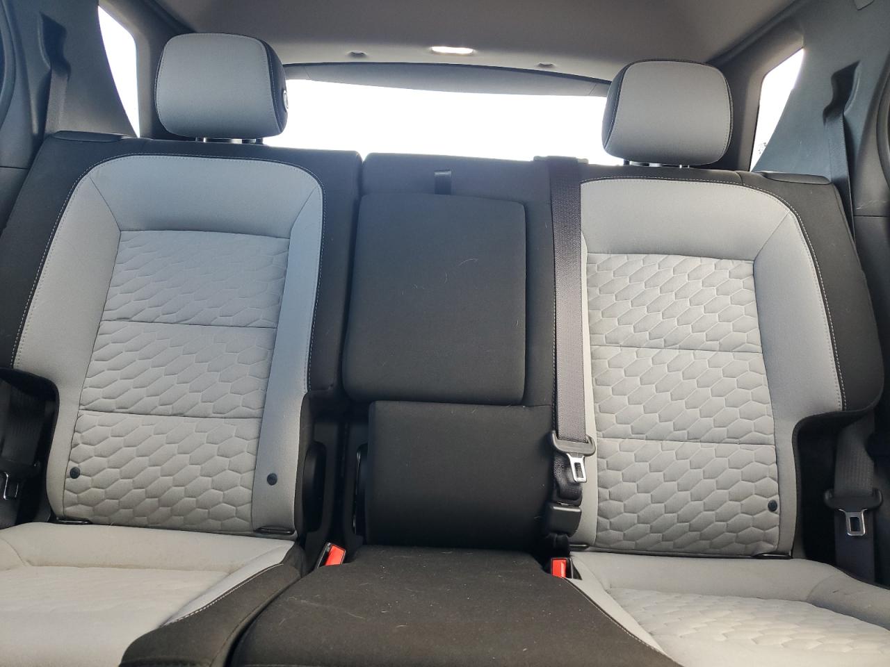 2018 Chevrolet Equinox Ls VIN: 2GNAXHEV2J6160920 Lot: 83965995