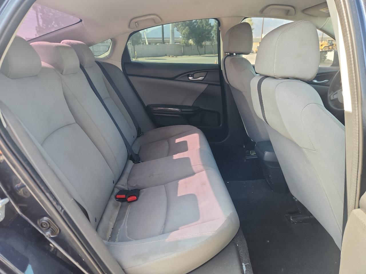 2018 Honda Civic Lx VIN: 2HGFC2F53JH520059 Lot: 80130545