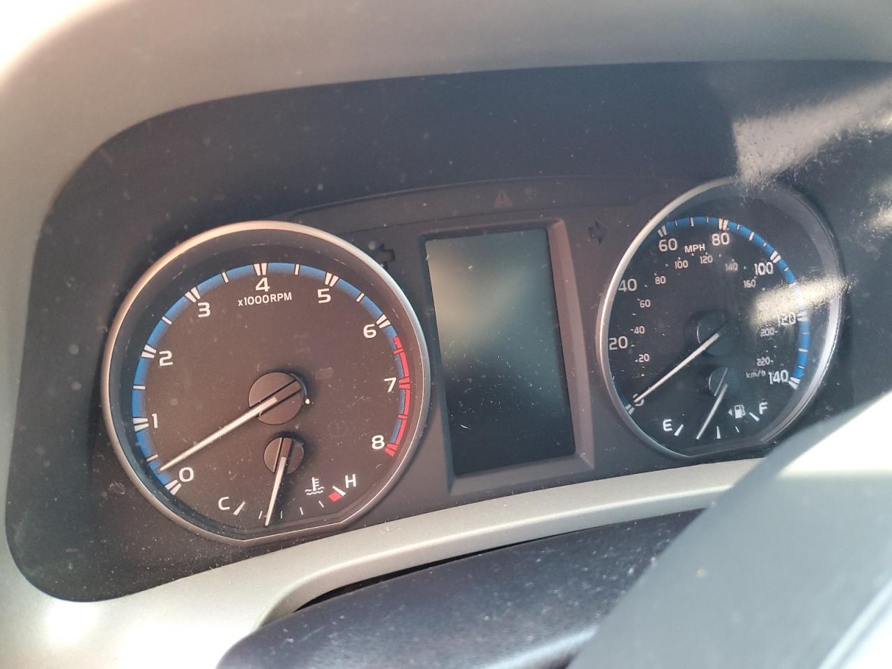 2017 Toyota Rav4 Le VIN: 2T3BFREV1HW553456 Lot: 80179715