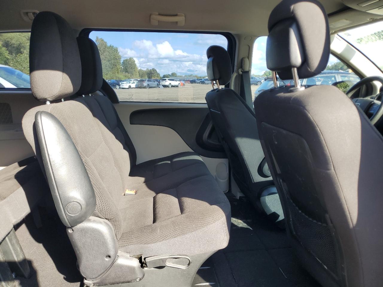 2018 Dodge Grand Caravan Se VIN: 2C4RDGBG4JR275957 Lot: 83933845