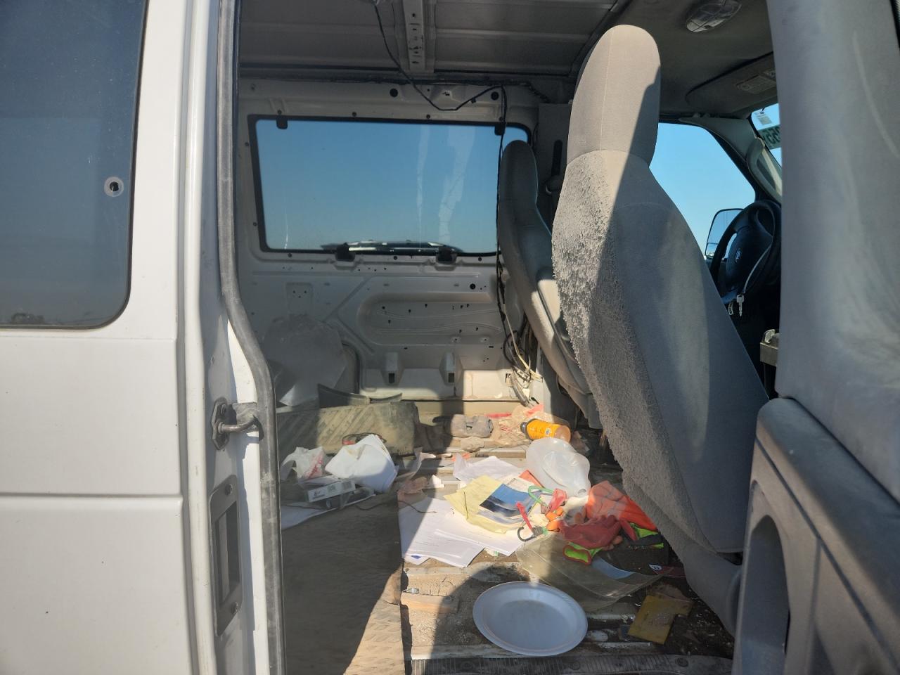 2009 Ford Econoline E350 Super Duty Wagon VIN: 1FBSS31L09DA13466 Lot: 81419255