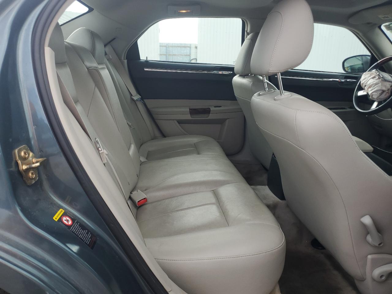 2005 Chrysler 300 Touring VIN: 2C3AA53GX5H153516 Lot: 71633855