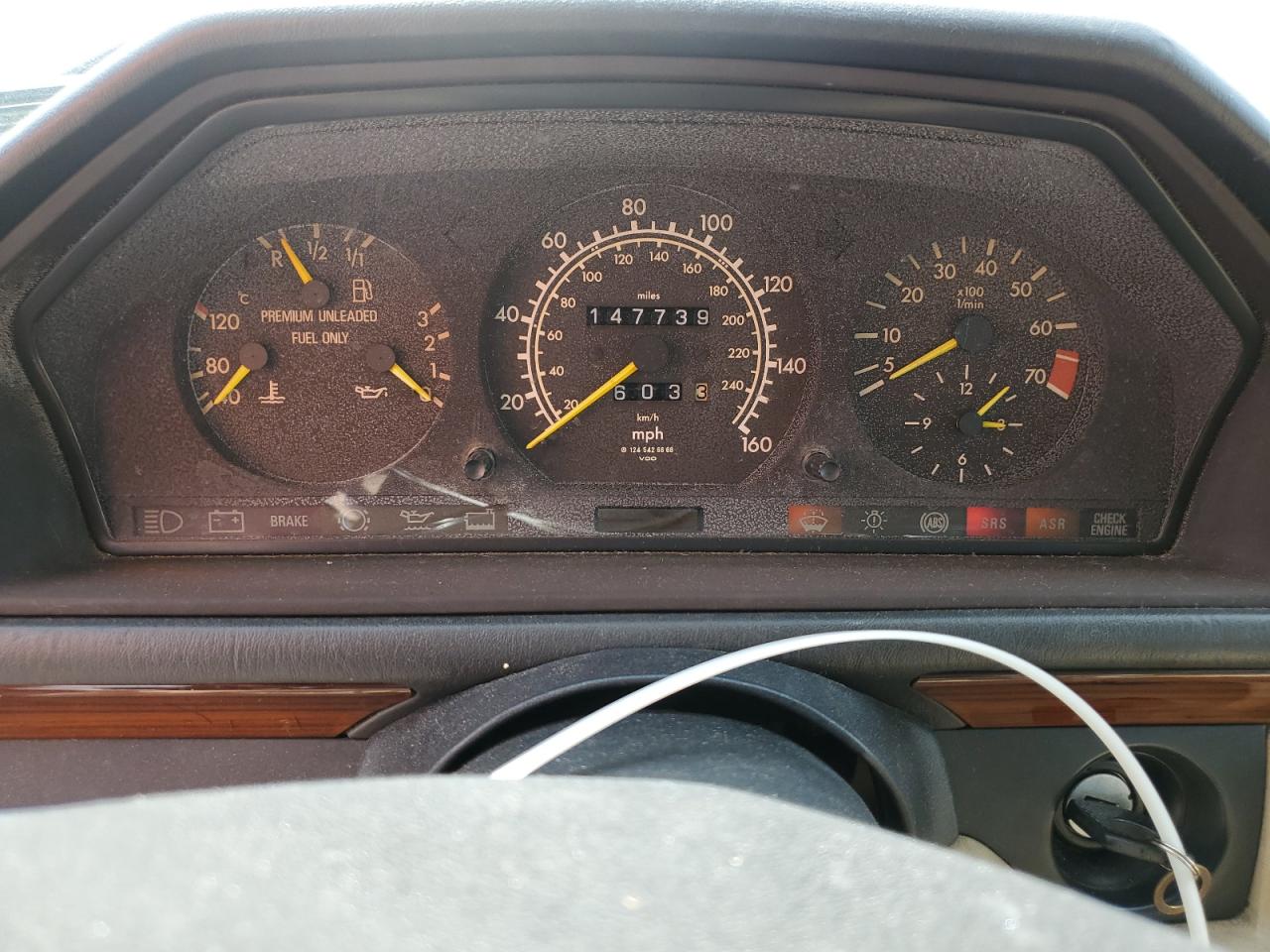 1995 Mercedes-Benz E 320 VIN: WDBEA92E9SF334574 Lot: 70999795