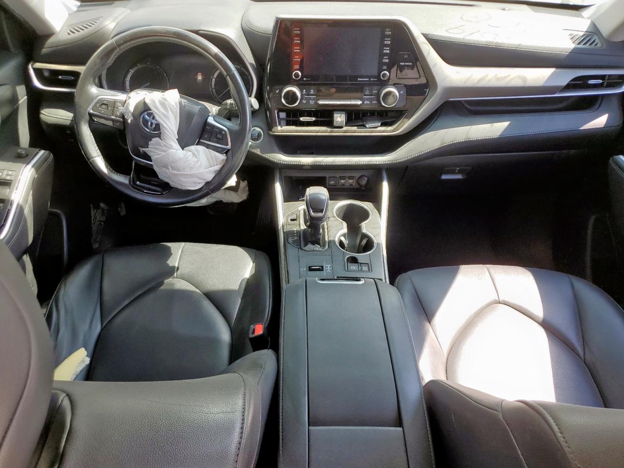 2021 Toyota Highlander Xle VIN: 5TDGZRAH0MS524619 Lot: 81932465