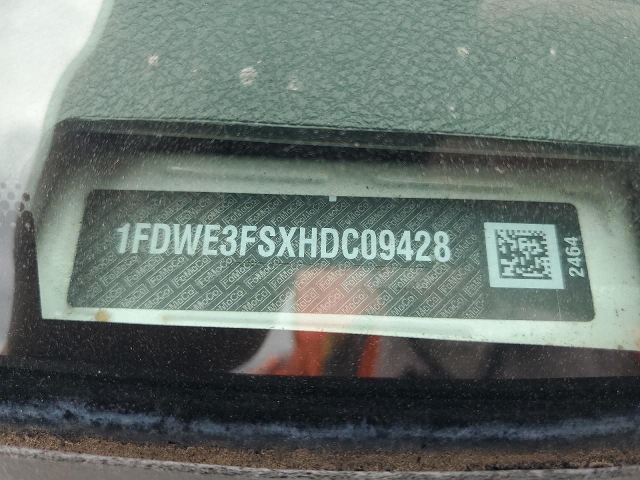 2017 Ford Econoline E350 Super Duty Cutaway Van VIN: 1FDWE3FSXHDC09428 Lot: 82085175