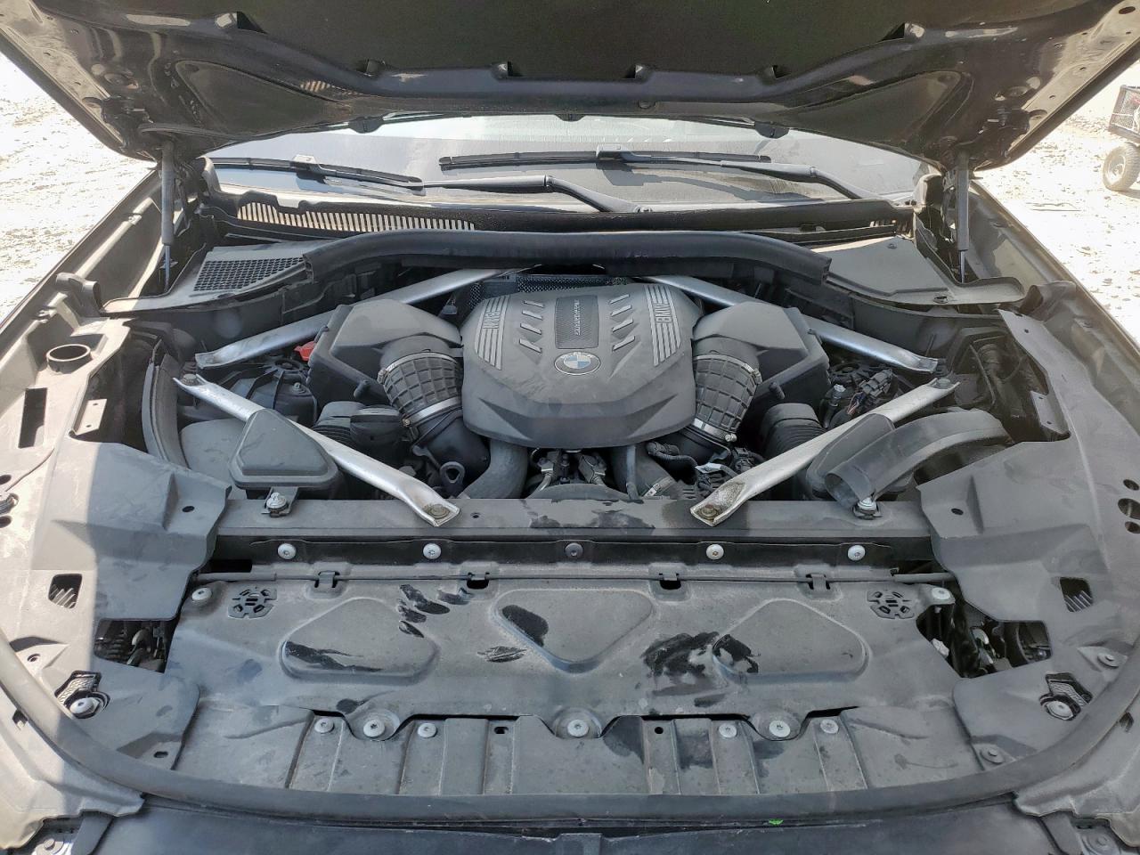 Фото: 5UXCY8C08L9B12708